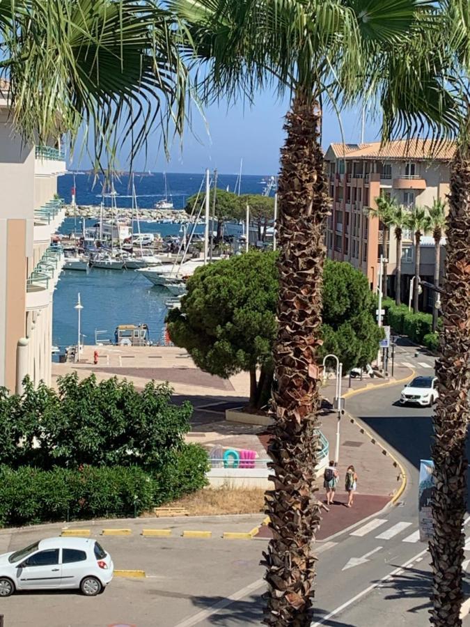 Port Frejus - Le Romanee - Appartement Vue Mer - 2 Chambres Экстерьер фото